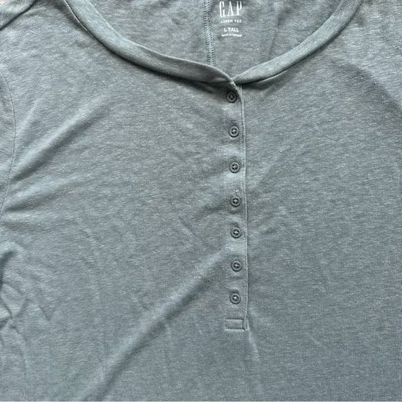 GAP Women's Sage Green Linen Blend Henley Top - Picture 3 of 8